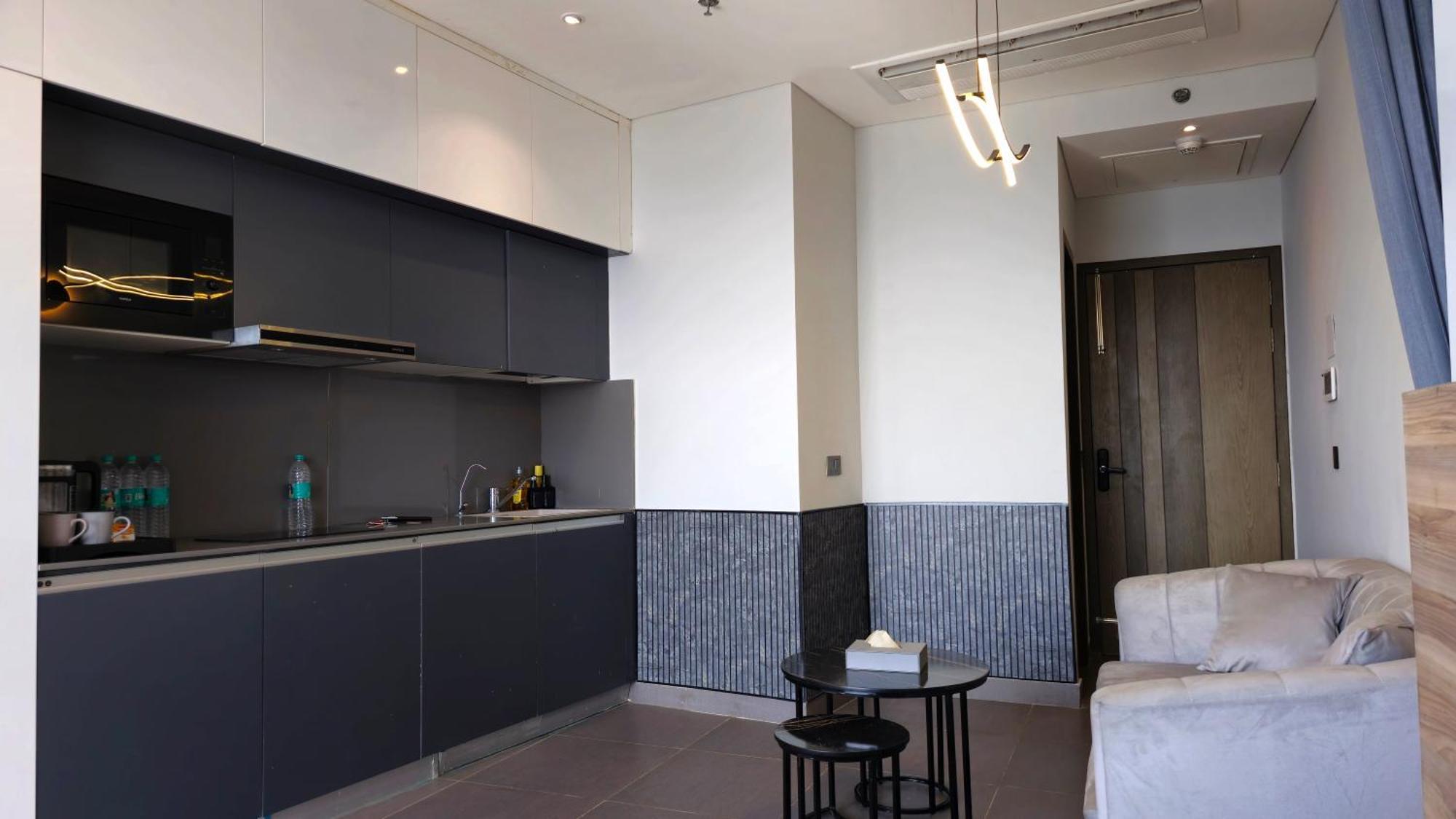 The Luxe Living Hotel Noida Ngoại thất bức ảnh